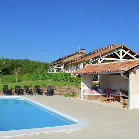 Romantic With Heated Pool